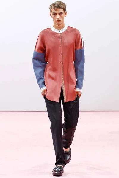 Look 33